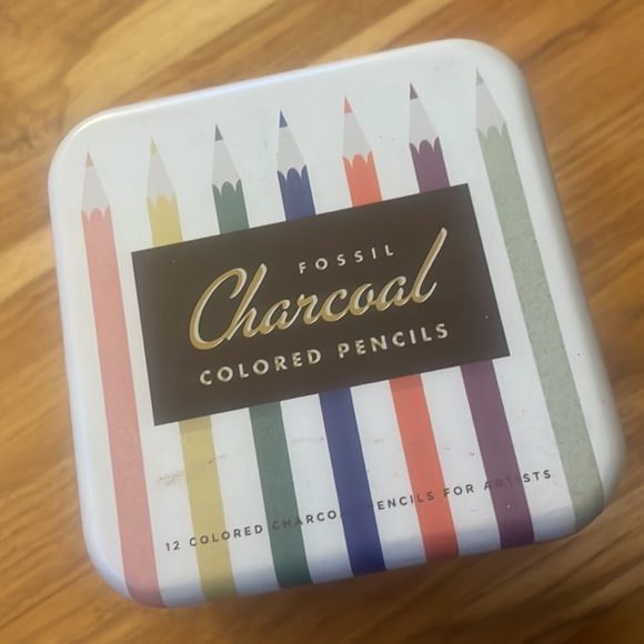 Fossil Ladies Georgia Watch in Gold - Picture 9 of 15